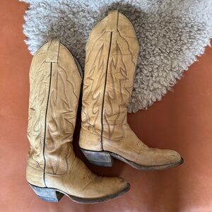 Tan vintage Cowboy Boots